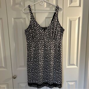Delta Burke Nightgown Sz 2X Babydoll Adjust Strap Lace Soft Stretch Black&White